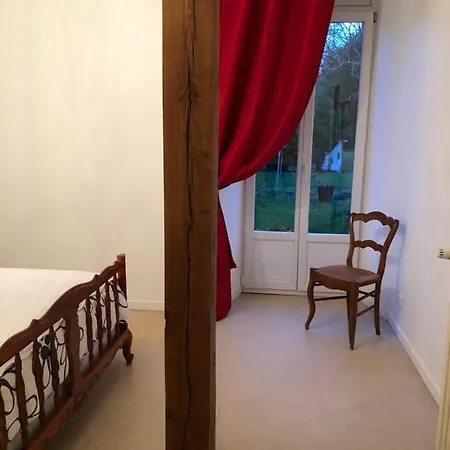 Maison A Epernay En Champagne